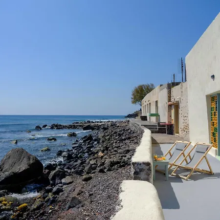 Villa Sublime & Caves Akrotiri (Santorini)