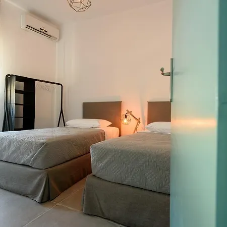 Villa Sublime & Caves Akrotiri (Santorini)
