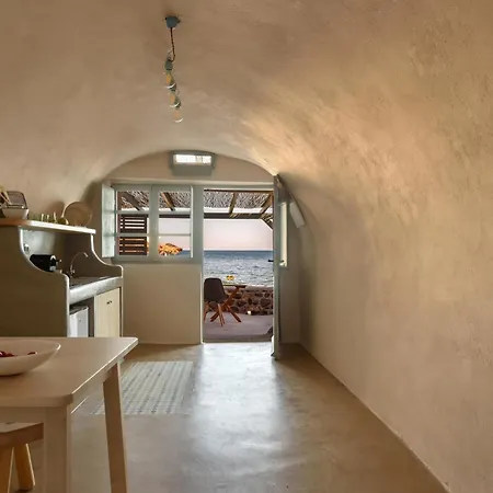 Sublime & Caves Villa Akrotírion