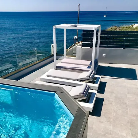 Sublime & Caves Akrotírion