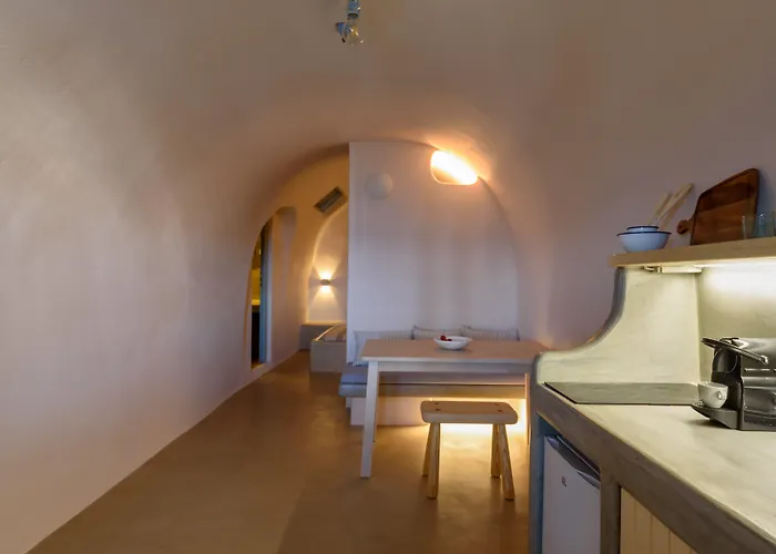 Sublime & Caves Villa Akrotírion