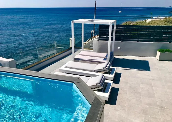 Sublime & Caves Akrotírion