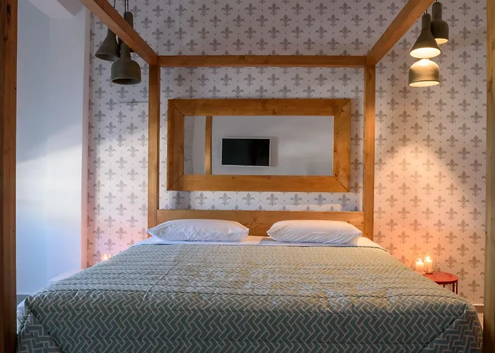 Sublime & Caves فيلة