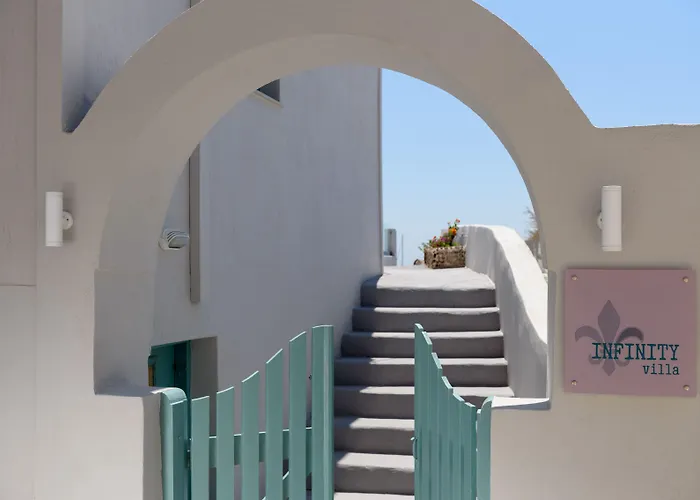 Sublime & Caves فيلة Akrotírion